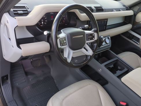 Used 2020 Land Rover Defender 110 S image 9