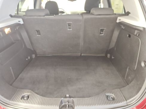 Used 2019 Chevrolet Trax LT AWD/4WD image 29