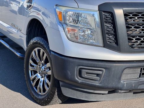 Used 2017 Nissan Titan S AWD/4WD image 39