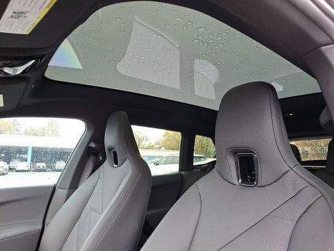 Used 2024 BMW iX xDrive50 image 17