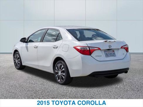Used 2015 Toyota Corolla LE FWD image 9