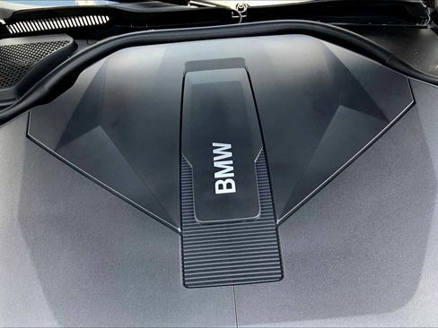 New 2026 BMW i5 eDrive40 w/ M Sport Package image 17