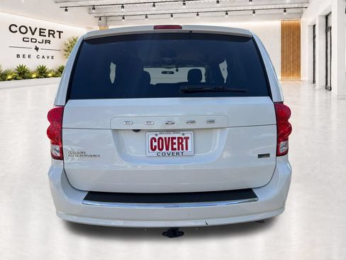 Used 2012 Dodge Grand Caravan SE FWD image 10