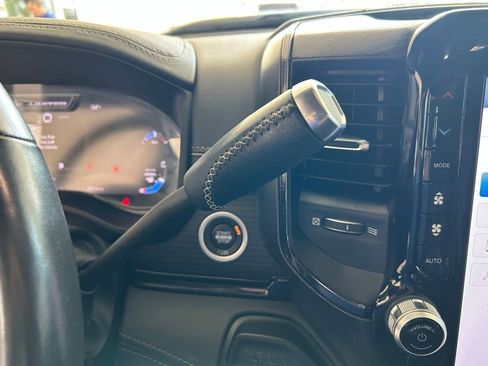 Used 2023 RAM 2500 Limited AWD/4WD image 8