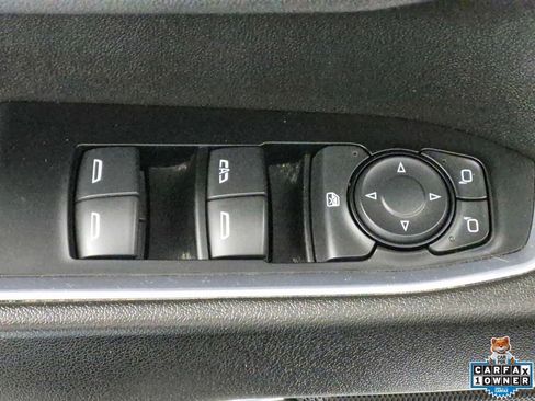 Used 2023 Chevrolet Silverado 1500 RST w/ Z71 Off-Road Package AWD/4WD image 14