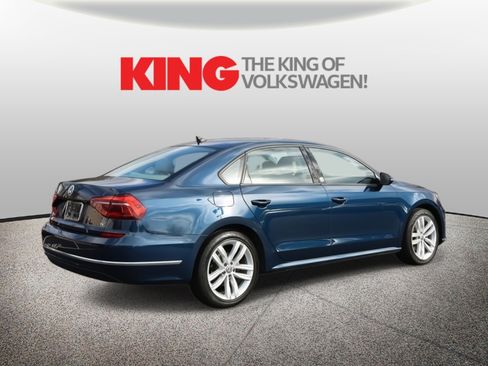 Used 2019 Volkswagen Passat 2.0T Wolfsburg image 3