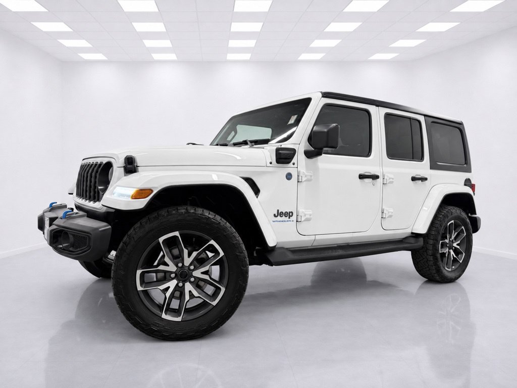 Used 2024 Jeep Wrangler Unlimited w/ Convenience Group AWD/4WD image 4