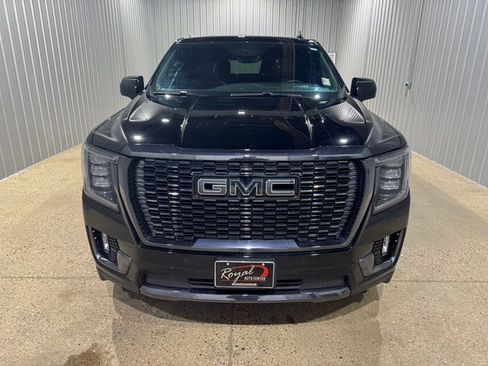 Used 2023 GMC Yukon Denali Ultimate image 8