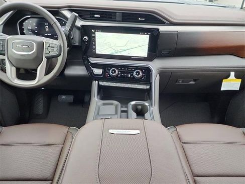 New 2026 GMC Sierra 2500 Denali w/ Denali Reserve Package image 23
