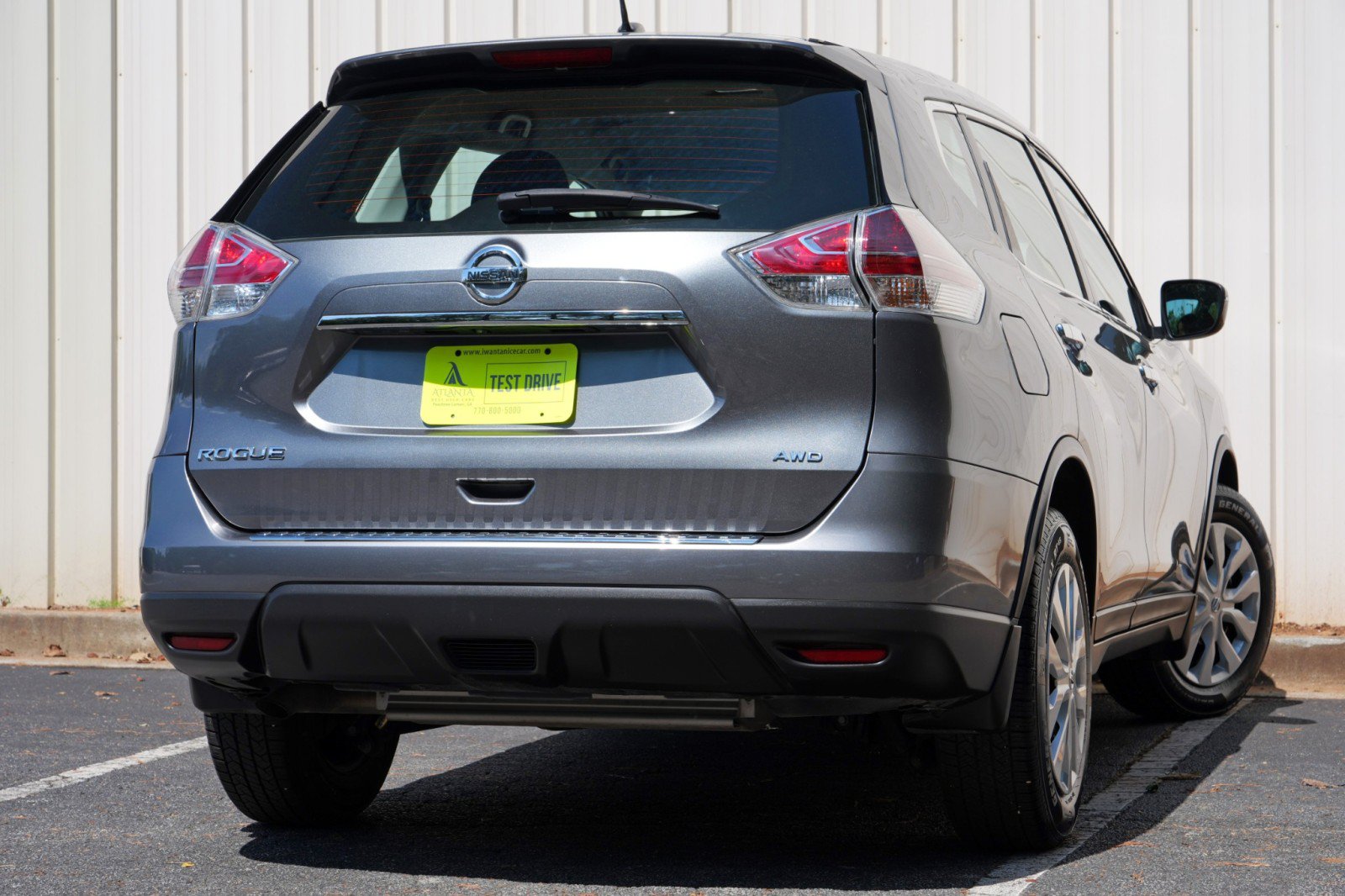 Used 2015 Nissan Rogue S AWD/4WD image 4