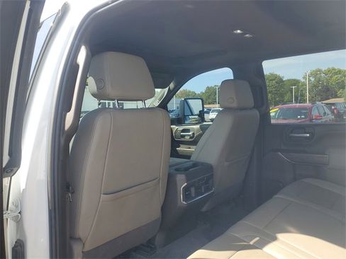 Used 2021 Chevrolet Silverado 3500 LTZ w/ LTZ Convenience Package image 11