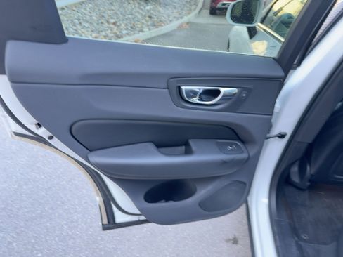 Used 2019 Volvo XC60 T5 Inscription w/ Protection Package Premier image 30