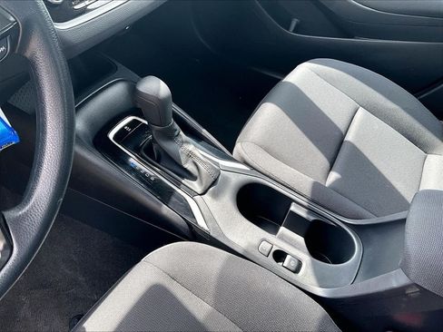 Used 2024 Toyota Corolla LE FWD image 20