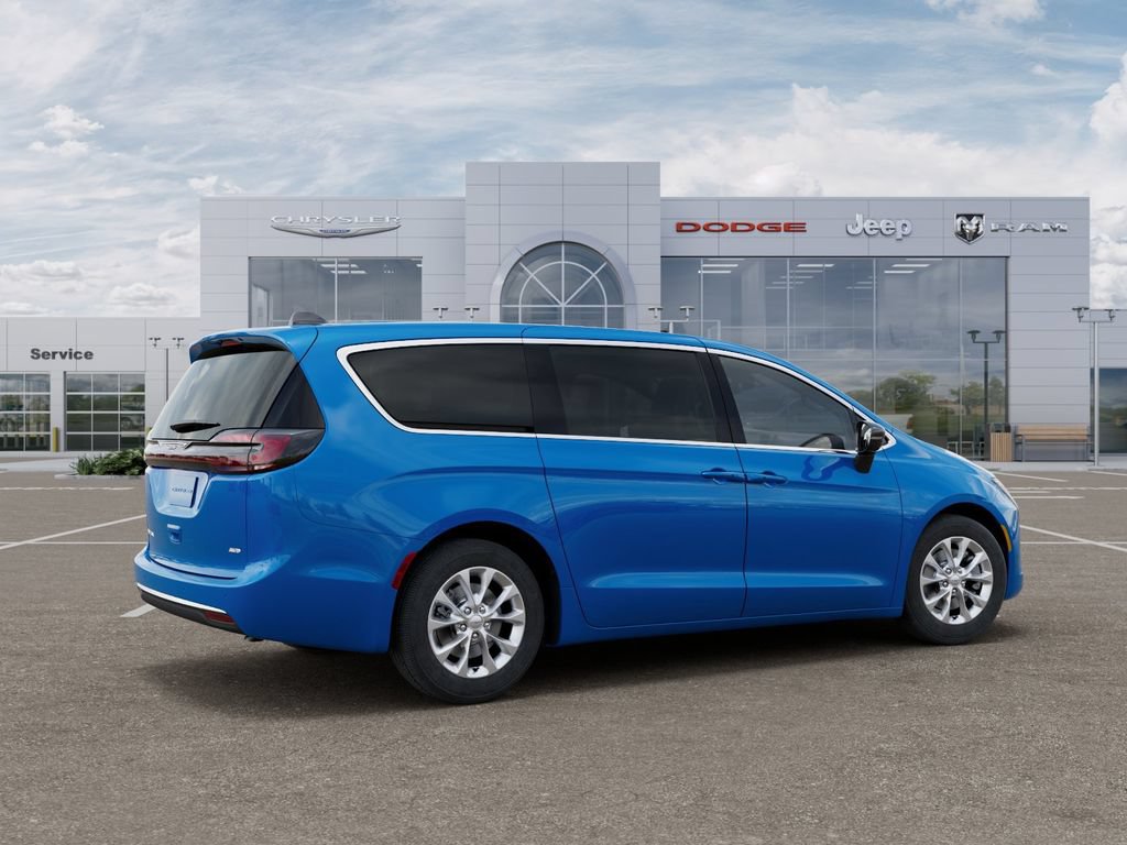 New 2027 Chrysler Pacifica Select AWD/4WD image 4