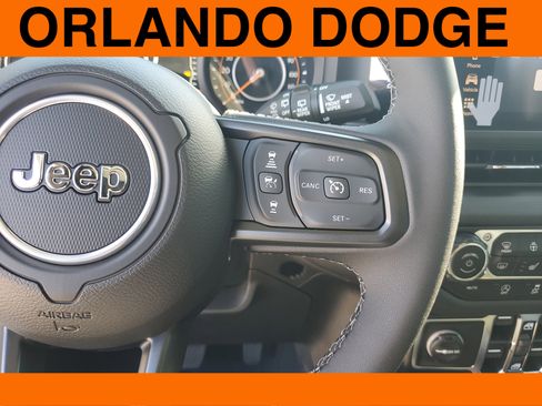 Used 2026 Jeep Wrangler Sport S image 15