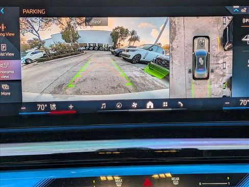 Used 2026 BMW 550e xDrive 550e xDrive w/ Executive Package image 11