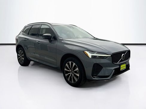 Used 2024 Volvo XC60 B5 Plus w/ Protection Package Premier AWD/4WD image 3