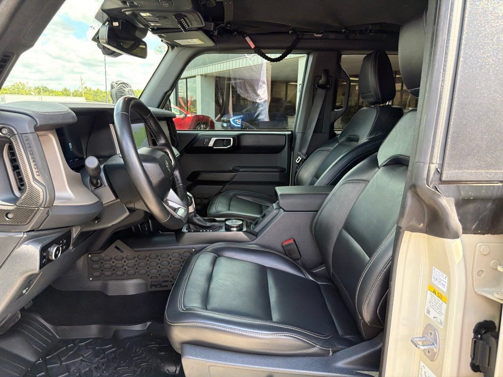 Used 2025 Ford Bronco Outer Banks AWD/4WD image 20