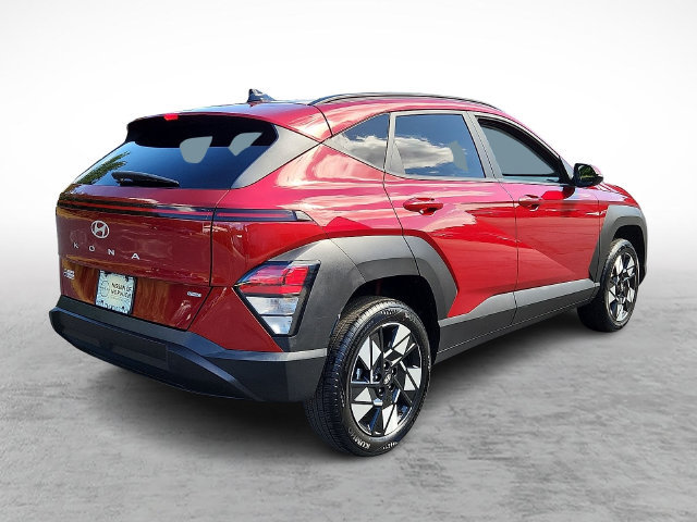 Used 2025 Hyundai Kona SEL AWD/4WD image 6