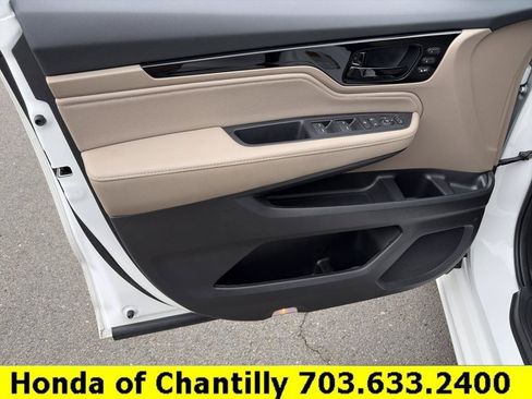 Certified 2024 Honda Odyssey Touring image 23