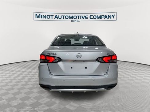 Used 2024 Nissan Versa SV FWD image 7
