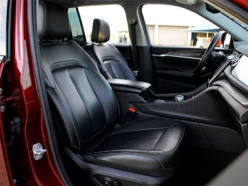 Used 2022 Jeep Grand Cherokee Limited w/ Trailer Tow Prep Group (B) image 22