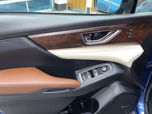 Used 2022 Subaru Ascent Touring w/ Popular Package #2A image 7