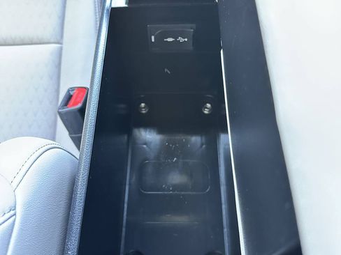 Used 2019 Lexus UX 200 w/ Accessory Package 2 FWD image 37