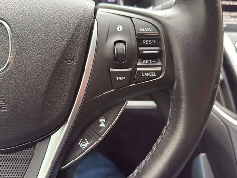 Used 2020 Acura TLX image 11