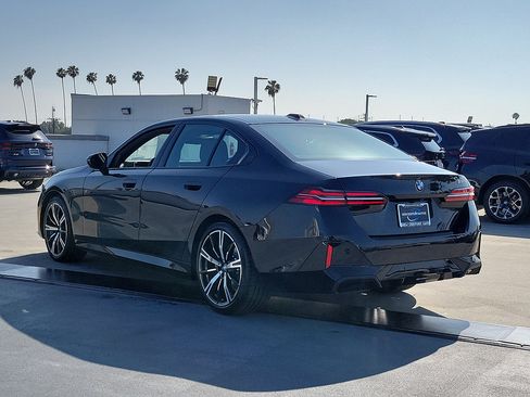 New 2026 BMW 530i w/ M Sport Package RWD image 2