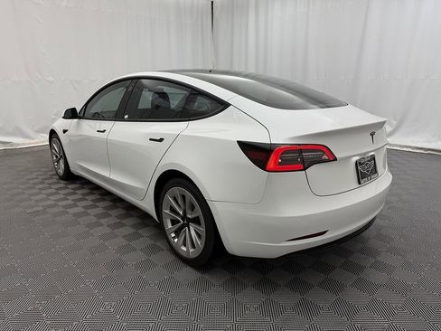 Used 2023 Tesla Model 3 Standard Range RWD image 5