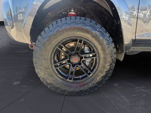 Used 2020 Toyota 4Runner SR5 image 34