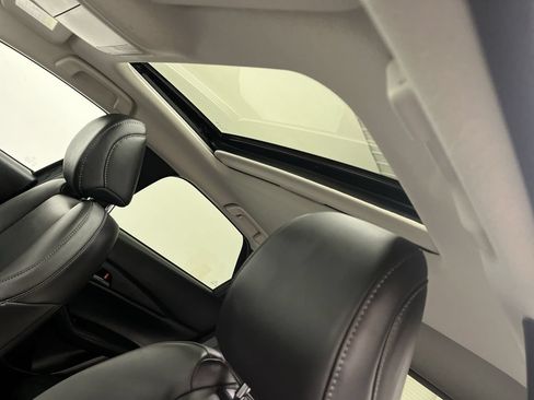 Certified 2024 MAZDA CX-30 AWD 2.5 S w/ Preferred Package image 6