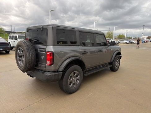 Used 2024 Ford Bronco Big Bend image 5