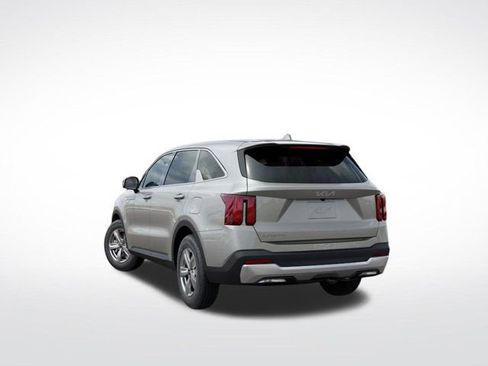 New 2026 Kia Sorento LX FWD image 4