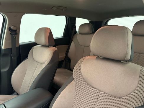 Used 2022 Hyundai Santa Fe SEL FWD image 22