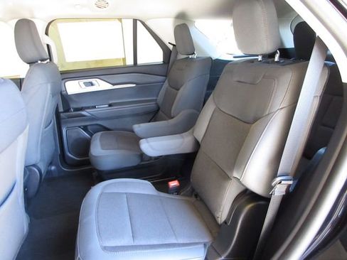 New 2026 Ford Explorer Active image 24