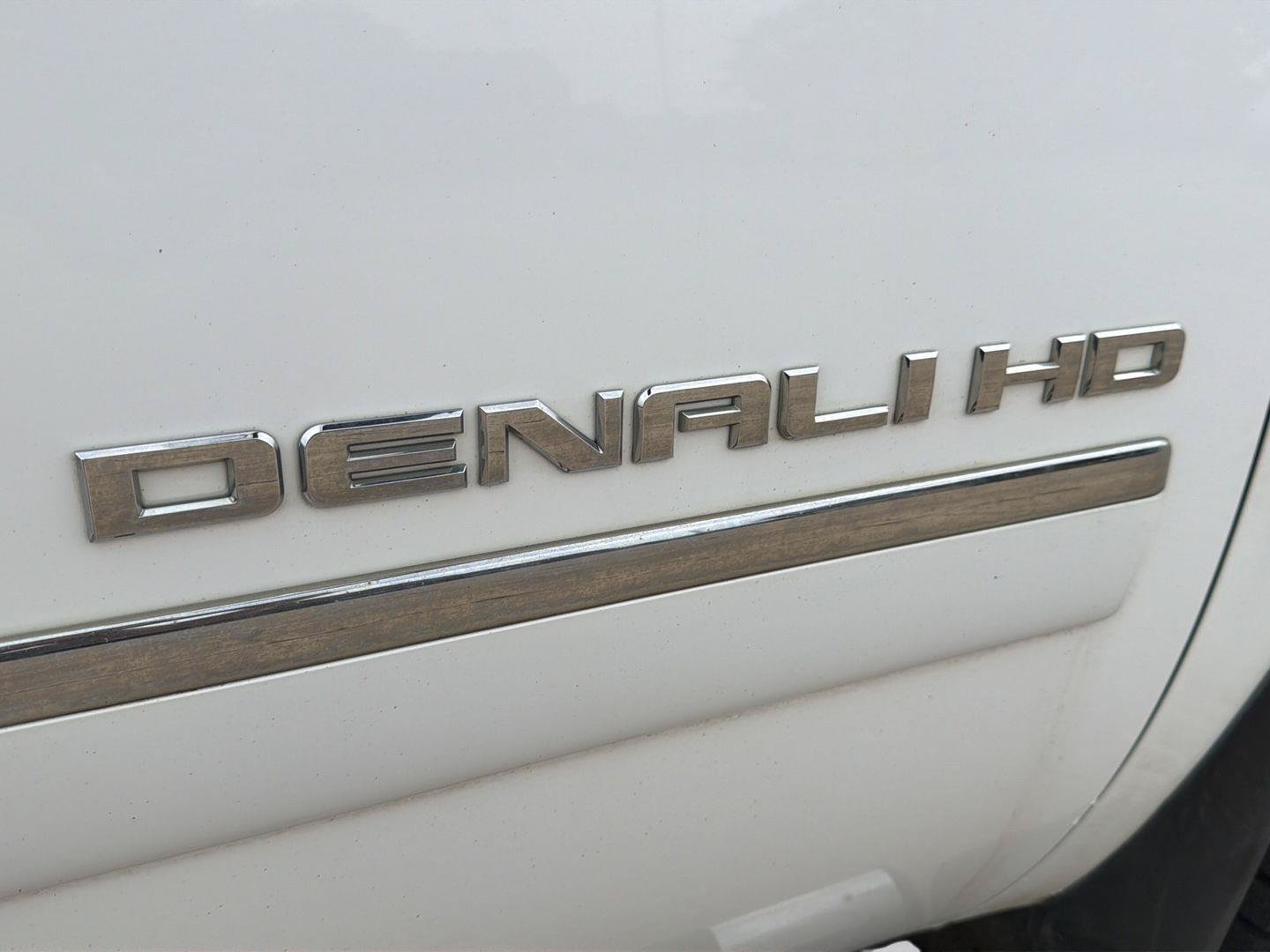 Used 2014 GMC Sierra 2500 Denali w/ Suspension Package, Off-Road AWD/4WD image 33