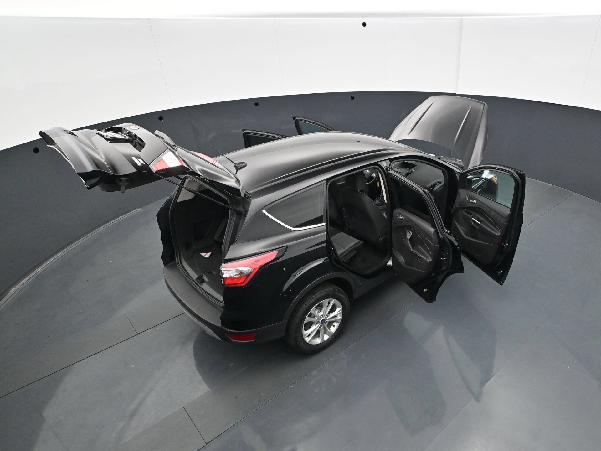 Used 2017 Ford Escape SE AWD/4WD image 40