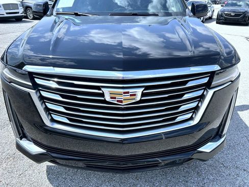 Certified 2024 Cadillac Escalade Premium Luxury Platinum w/ Heavy-Duty Trailer Package AWD/4WD image 17