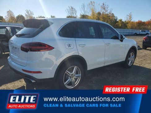 Used 2016 Porsche Cayenne image 6