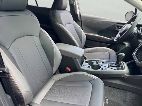 New 2025 Subaru Crosstrek 2.5i Limited w/ Popular Package #4A image 13