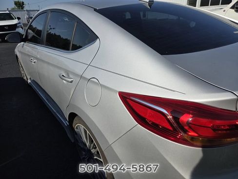 Used 2018 Hyundai Elantra Sport w/ Cargo Package FWD image 9
