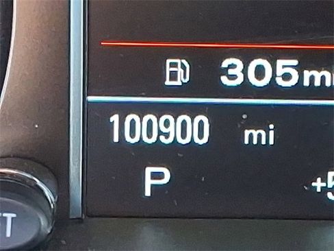 Used 2017 Audi Q5 2.0T Premium image 21