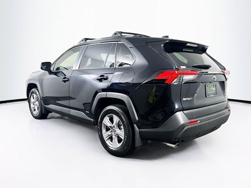 Used 2025 Toyota RAV4 XLE image 5