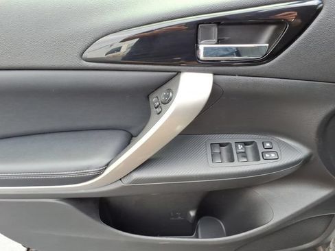 Used 2024 Mitsubishi Eclipse Cross SE AWD/4WD image 8