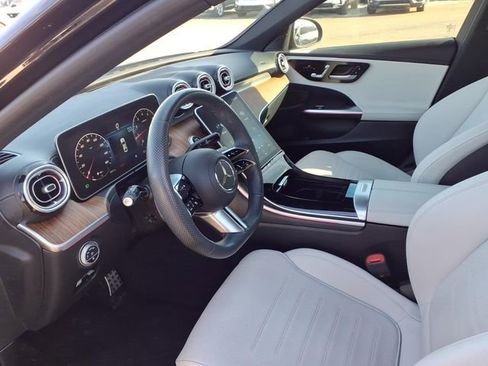 Used 2023 Mercedes-Benz C 300 Sedan image 7