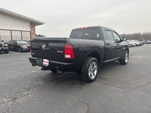 Used 2018 RAM 1500 Express w/ Express Value Package image 6