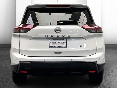 Certified 2024 Nissan Rogue SV image 3