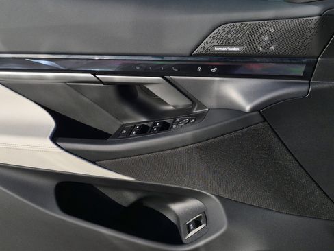 Certified 2024 BMW i5 eDrive40i w/ M Sport Package image 26